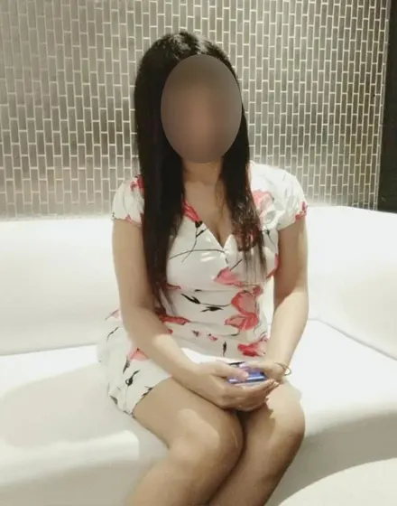  College Girl connaught place escorts